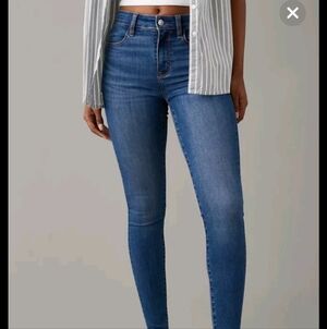 American Eagle Outfitters Woman Size 8 Next Level Stretch High-rise Jegging